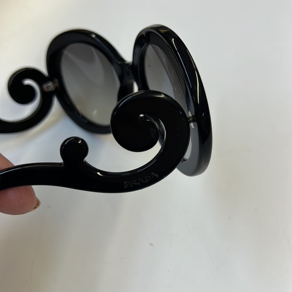 PRADA SUNGLASSES Black - Picture 2 of 7